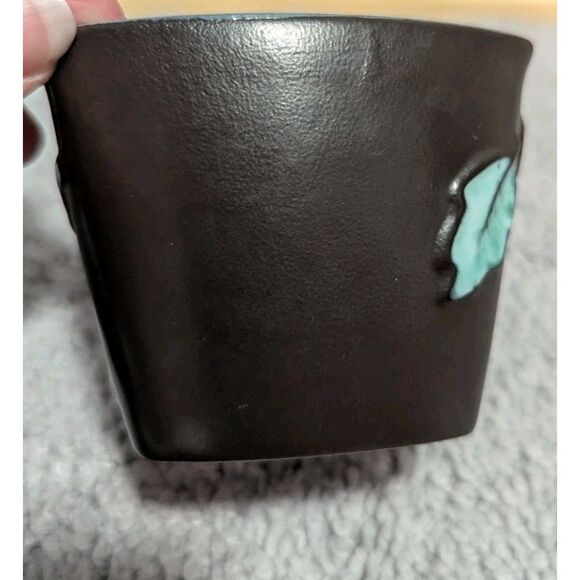 Hand Decor By Herta Gertz Vancouver Pottery #7105 Dogwood Small Triangle Dish - Picture 5 of 6